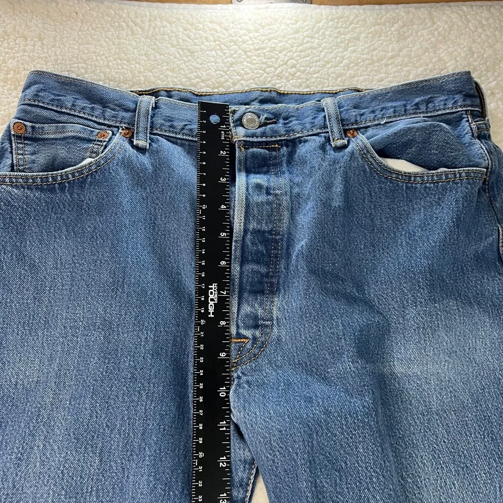 Levis 501 Jeans Mens 38x32 Fit 34x29 Blue Medium Wash Western Straight Leg Denim